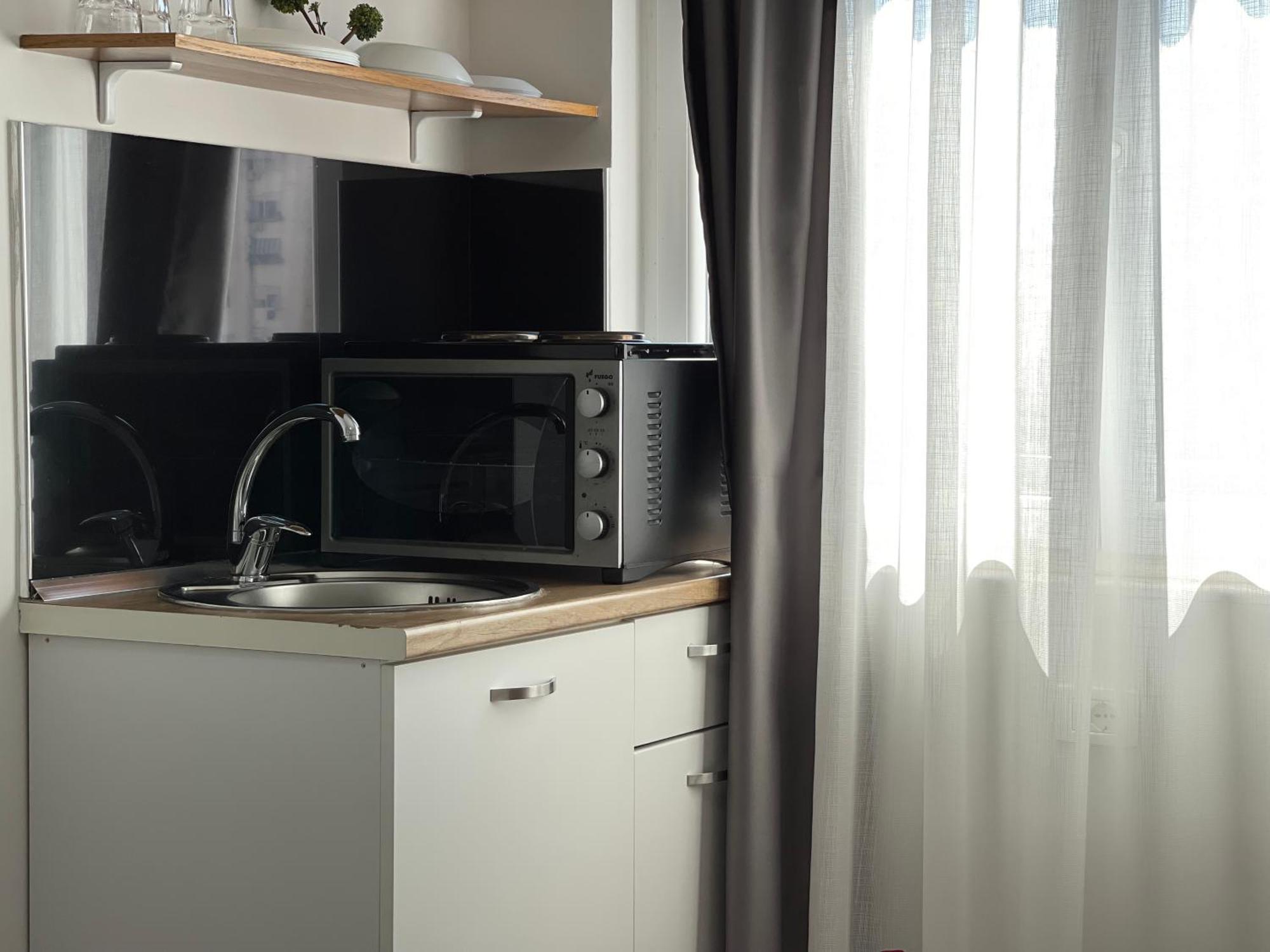 Central Studio Apartments Tirana Cameră foto